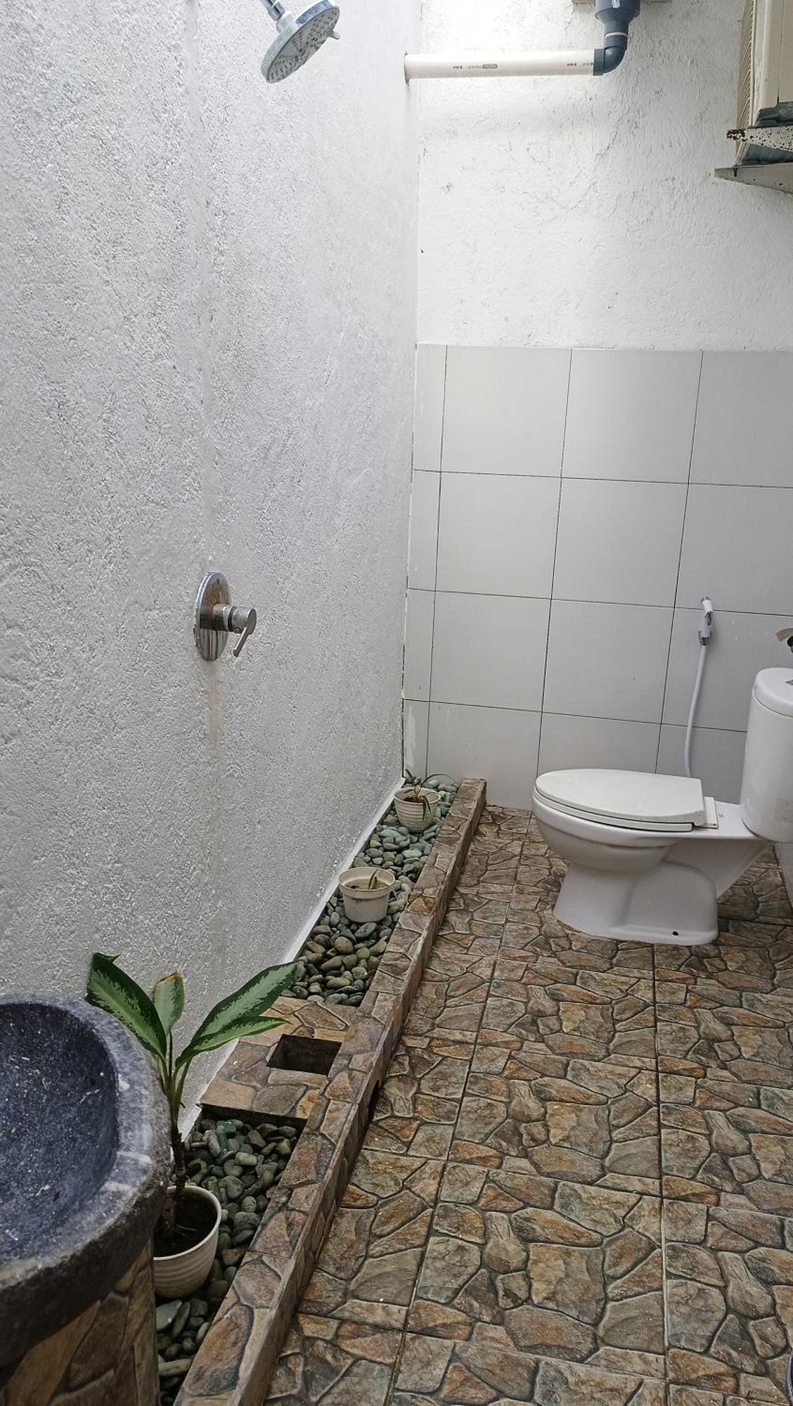 Tiga Spies Hostel Kuta  Dış mekan fotoğraf