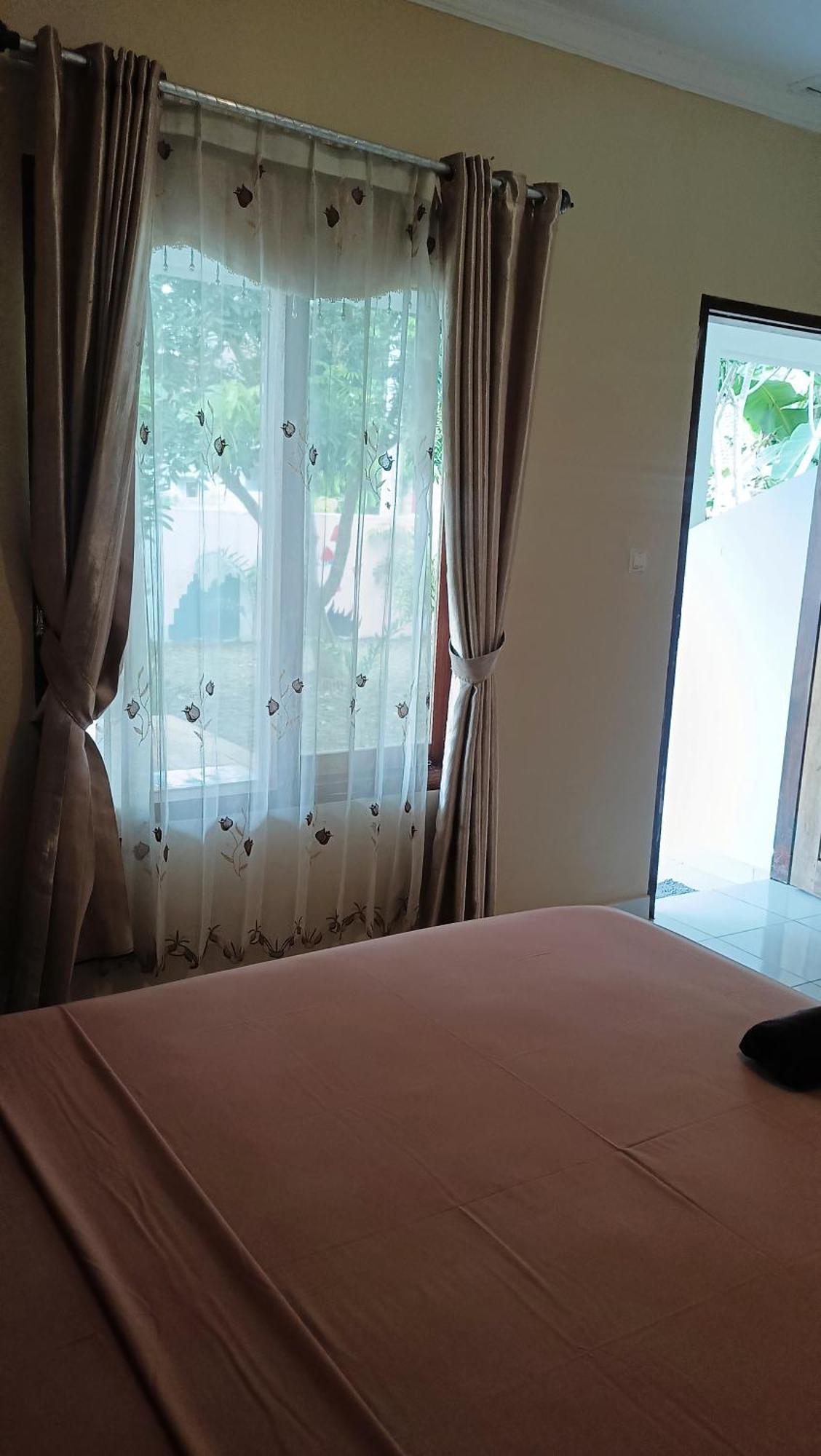 Tiga Spies Hostel Kuta  Dış mekan fotoğraf