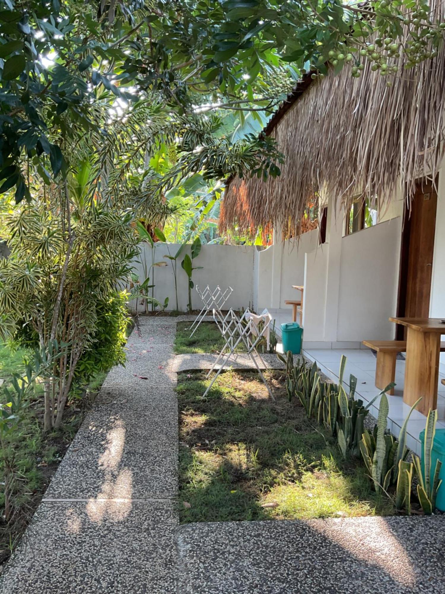 Tiga Spies Hostel Kuta  Dış mekan fotoğraf