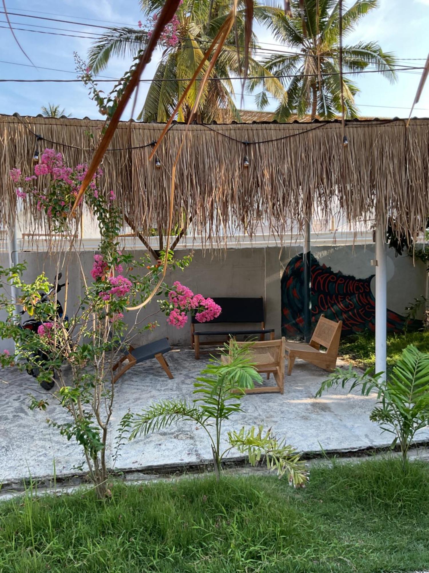 Tiga Spies Hostel Kuta  Dış mekan fotoğraf